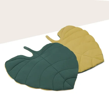 Leaf-Shaped Cotton Dog Mat